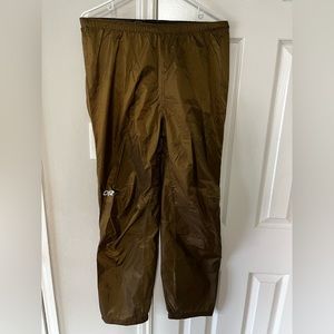 Outdoor Research Men’s Helium Rain Pants size:Small color: “Coyote” Brown
